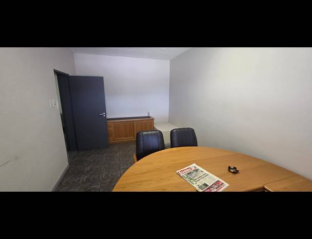 470M² OFFICE TO LET IN NELSPRUIT CENTRAL
